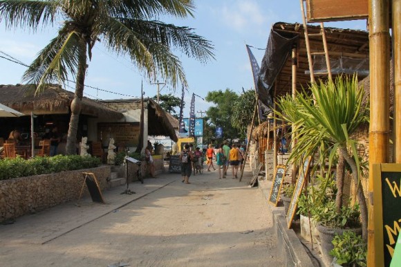 Gili Trawangan, Hauptstrasse