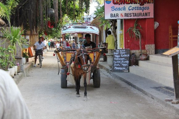 Gili Trawangan, Kutsche auf der Hauptstrasse